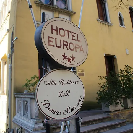 Europa 3*